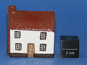 Image of Mudlen End Studio model No 8 Clapperboard House